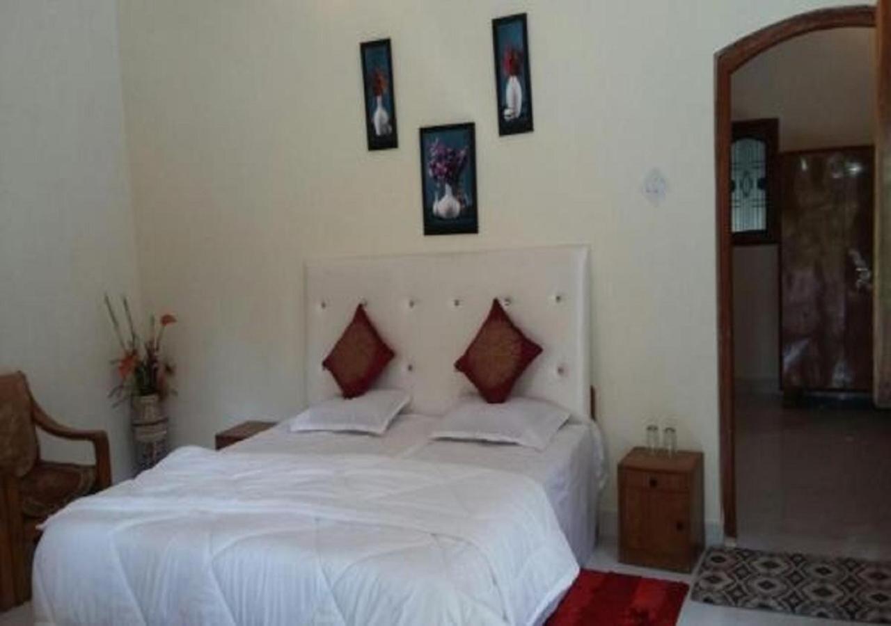 Adb Rooms Ashoka Resort Tāla Eksteriør bilde